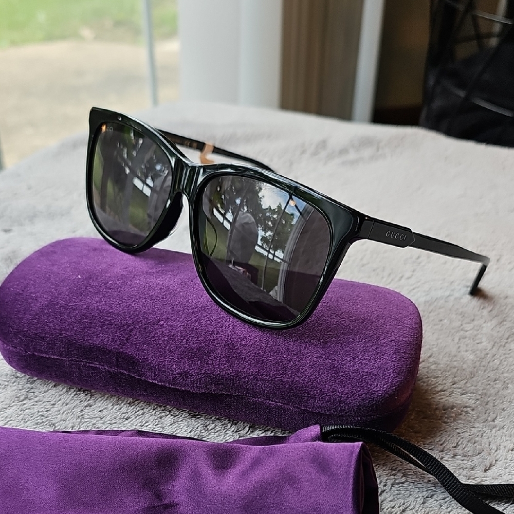 Gucci Black Sunglasses with Purple Case